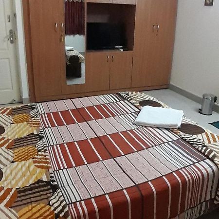 Brookside Service Apartment Бангалор Екстериор снимка