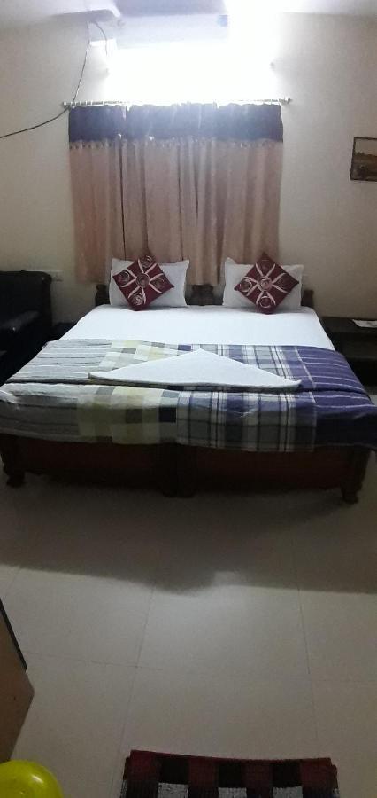 Brookside Service Apartment Бангалор Екстериор снимка