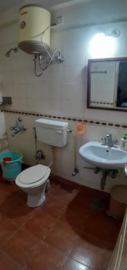Brookside Service Apartment Бангалор Екстериор снимка