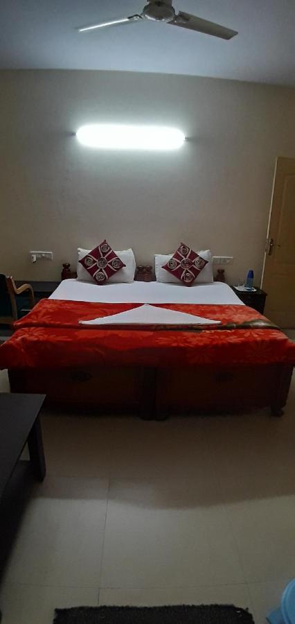 Brookside Service Apartment Бангалор Екстериор снимка