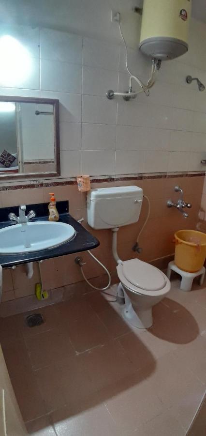 Brookside Service Apartment Бангалор Екстериор снимка