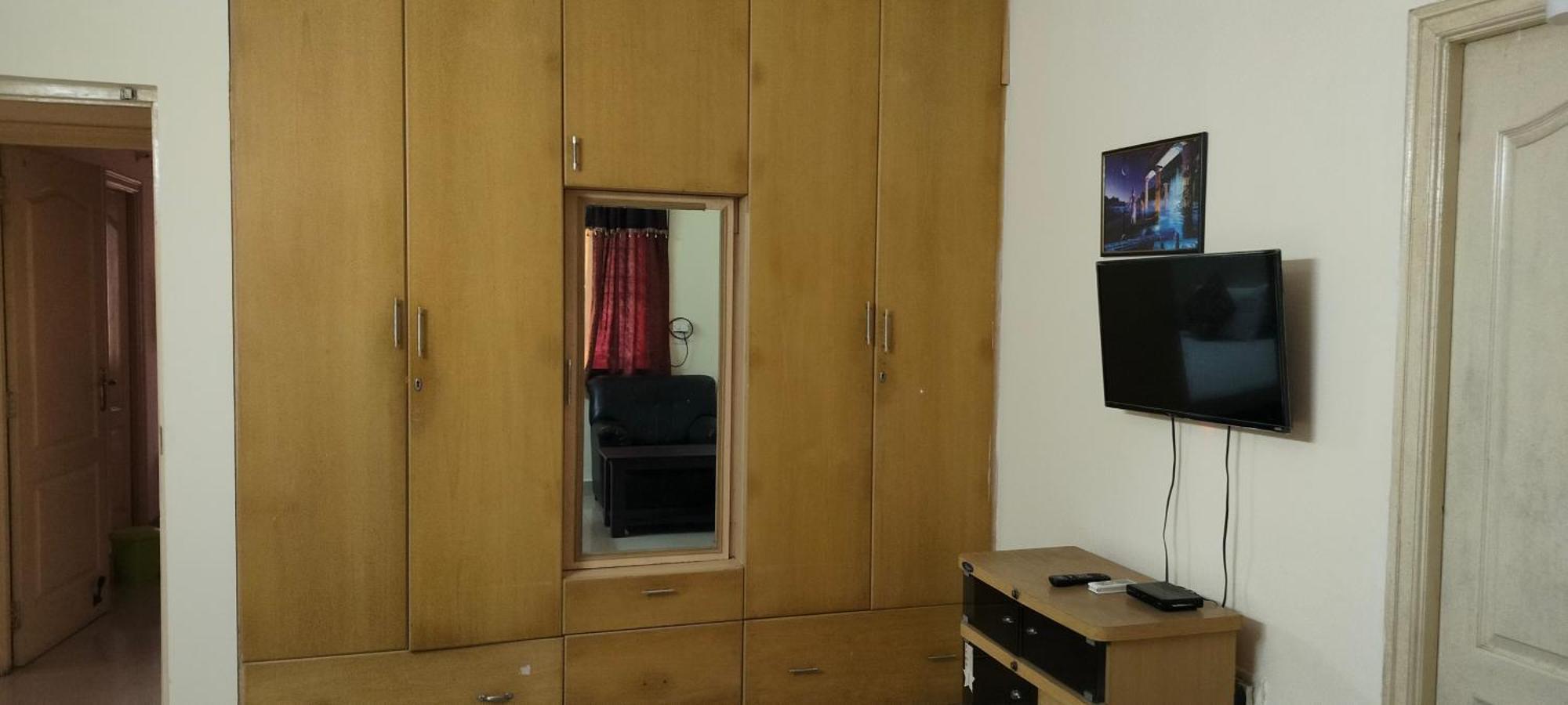 Brookside Service Apartment Бангалор Екстериор снимка
